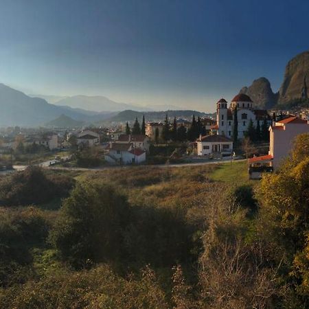 شقة In The Shadow Of Meteora كالامباكا المظهر الخارجي الصورة